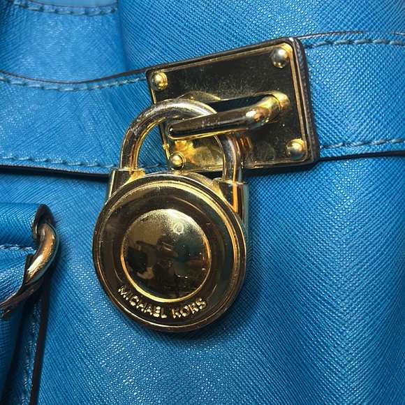 🔥Michael Kors Hamilton Tote. Teal. Dust bag included🔥 - Picture 5 of 10